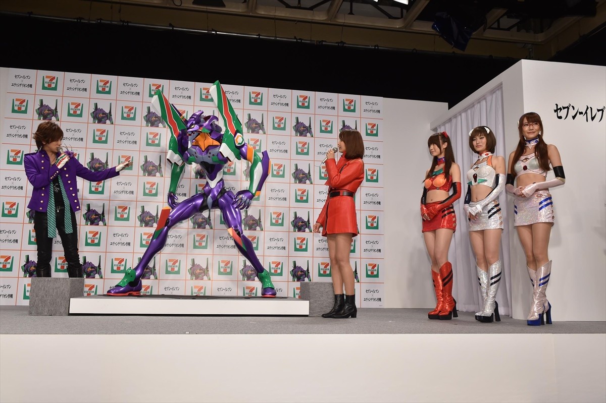 『エヴァ』1体170万円の巨大初号機フィギュア登場！　「セブン」とのコラボ作戦始動