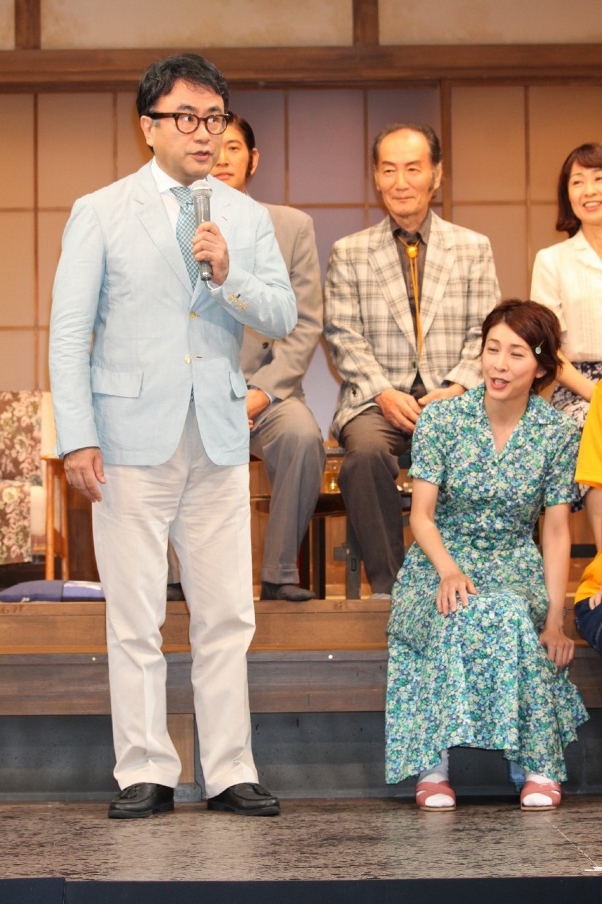 竹内結子、三谷幸喜の暴露に苦笑い　「こんなに下ネタ好きな人だったとは…」