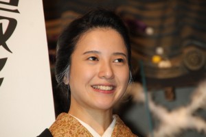 『花子とアン』クランクアップ取材会に登場した吉高由里子