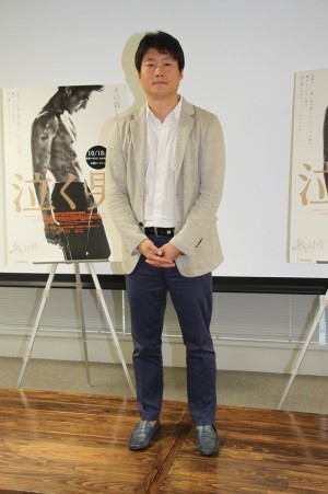 映画『泣く男』公開に先駆け来日した、イ・ジョンボム監督