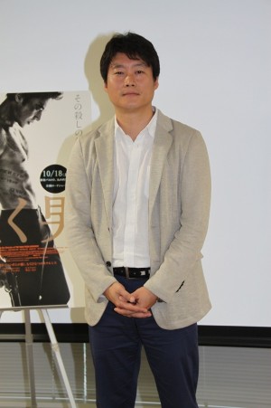 映画『泣く男』公開に先駆け来日した、イ・ジョンボム監督