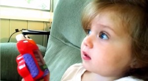 ＜動画＞赤ちゃんがスペースシャトルの打ち上げに大興奮！　将来は宇宙飛行士？