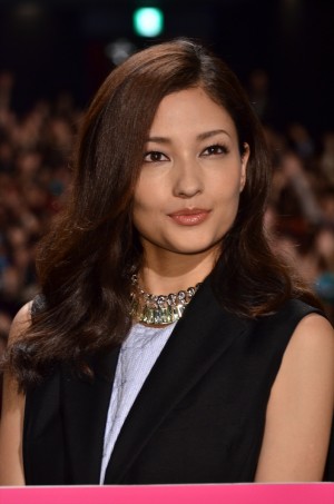 『ルパン三世』初日舞台挨拶に登壇した黒木メイサ