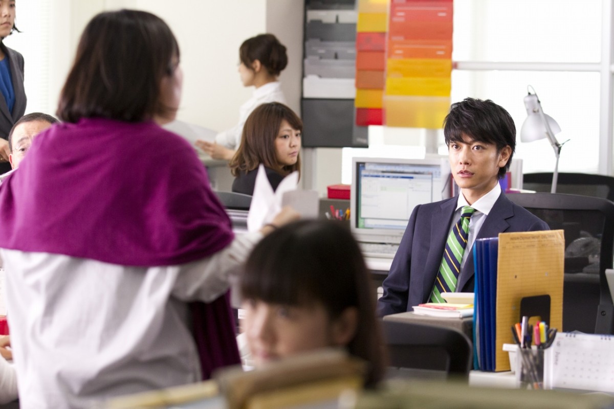 佐藤健、仕事は「人間関係が左右する」　新CMでサラリーマン役に