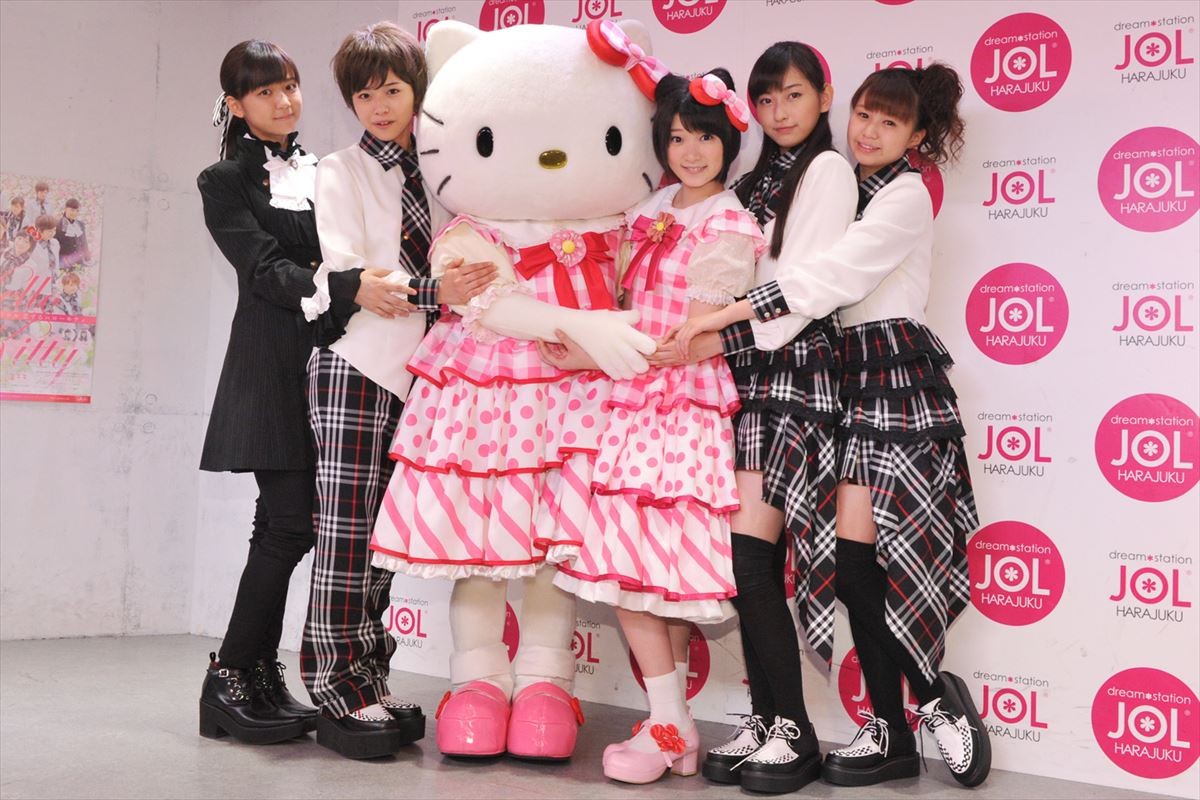 Juice=Juice 宮本佳林が金澤朋子の男装に激萌え！「もう、かっこよくて…（照）」