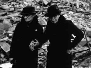 「“遅すぎる”なんてことはない」90歳の女性カップルが72年の歳月を経て結婚