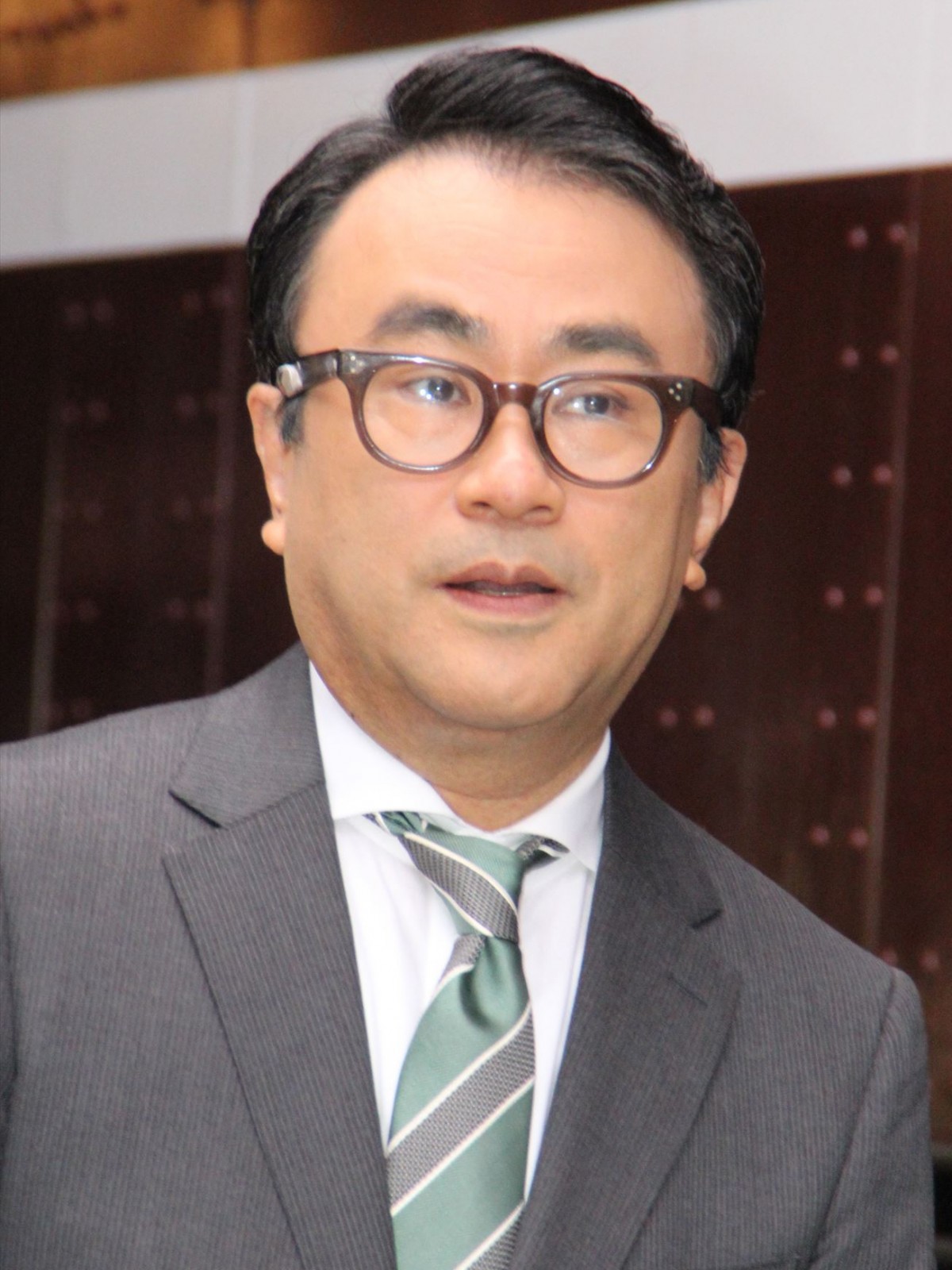三谷幸喜、二宮和也に「屈折している感じがある」と期待にニヤリ