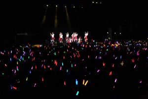 モーニング娘。誕生日イベント『18年目もいきまっしょい！』ライブの様子