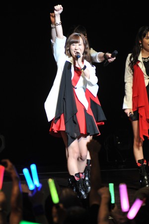 生田衣梨奈、モーニング娘。誕生日イベント『18年目もいきまっしょい！』トークの様子