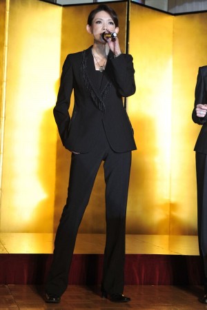 姿月あさと「『シカゴ』宝塚歌劇100周年記念OGバージョン」制作発表記者会見にて