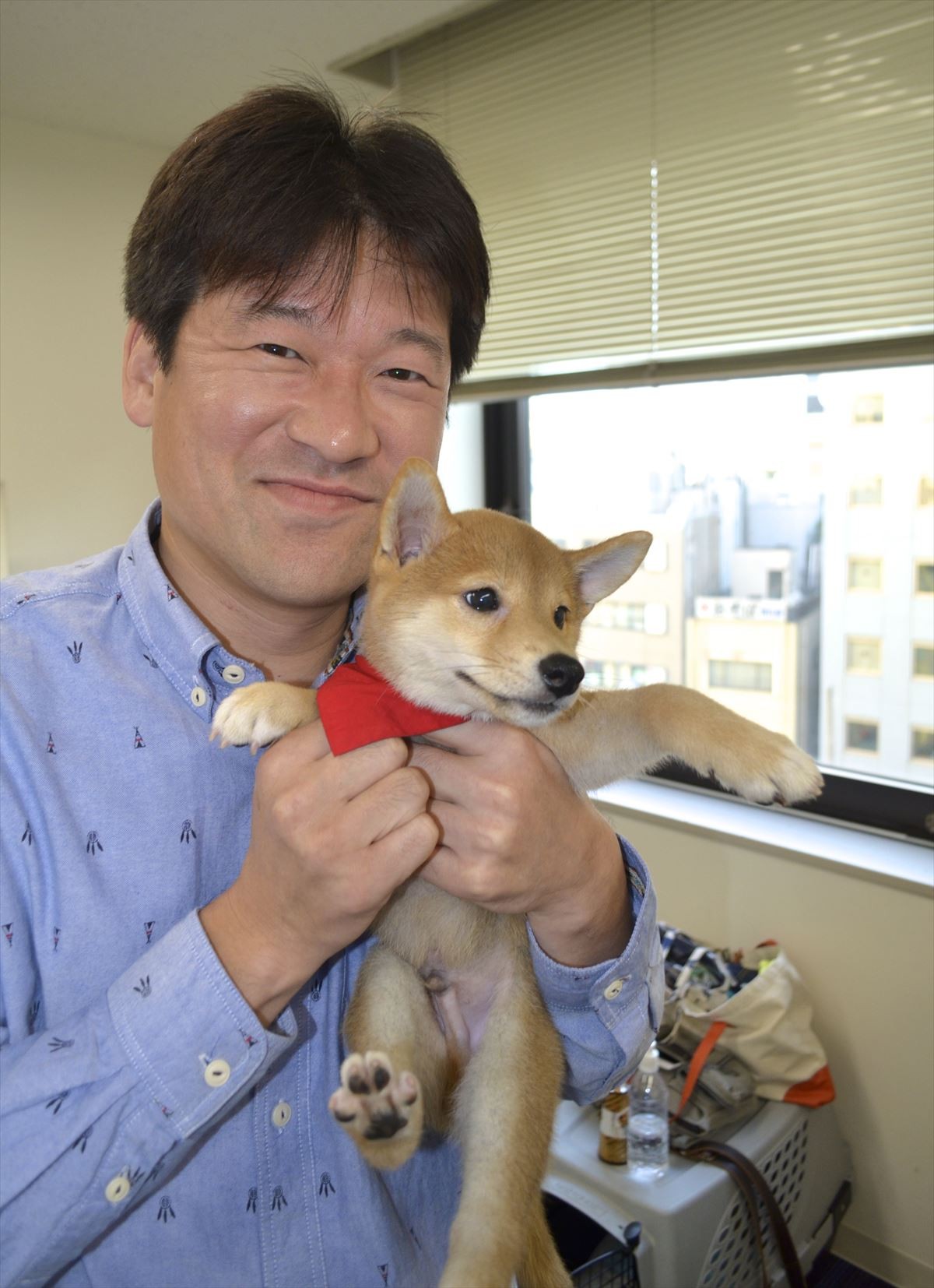 佐藤二朗「犬には全く興味なし」断言するも、実はマメシバ一郎にデレデレ