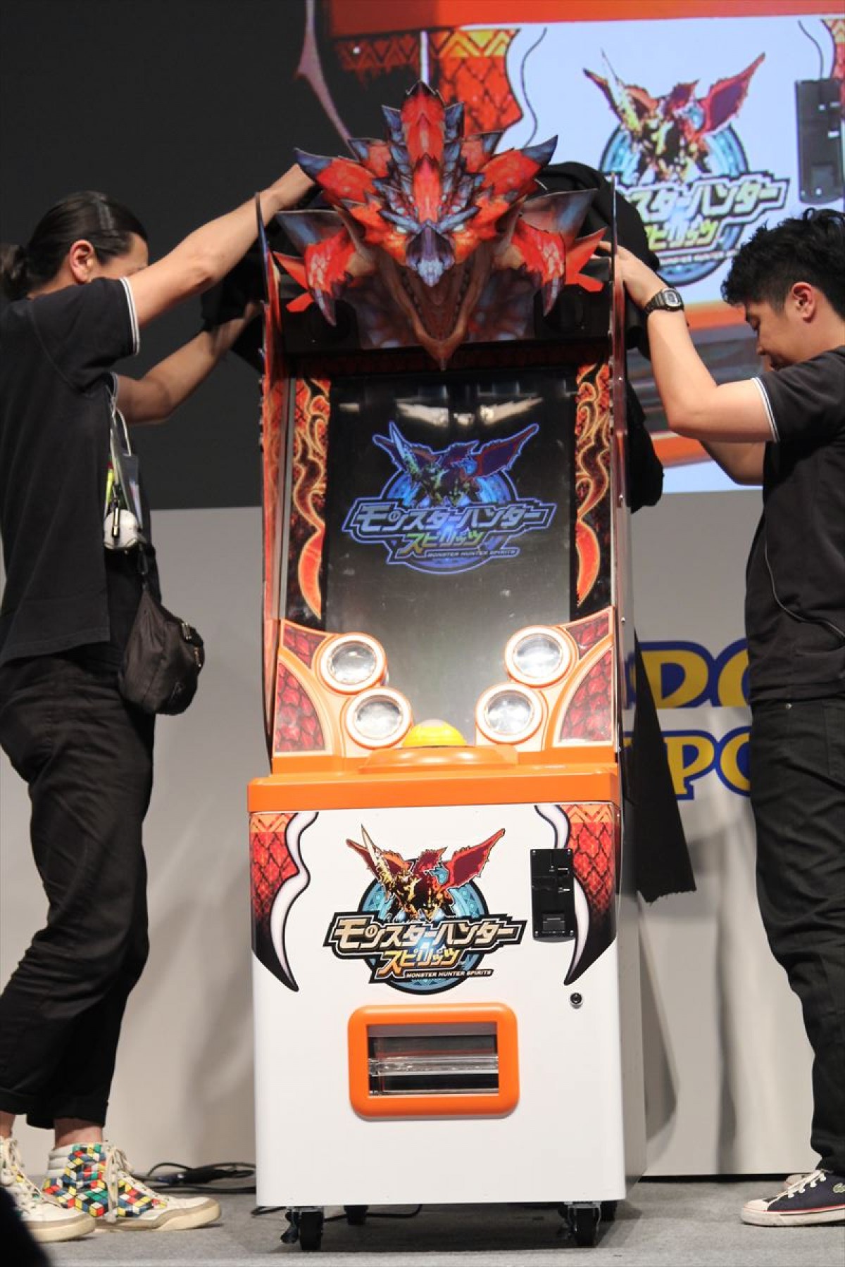 ＜TGS 2014＞カプコン＆マーベラス共同開発！カードゲーム機『モンスターハンタースピリッツ』発表