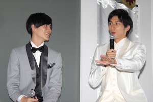 東京ゲームショウ2014「ボルテージブース」トークショーに登場した山本涼介、市川知宏