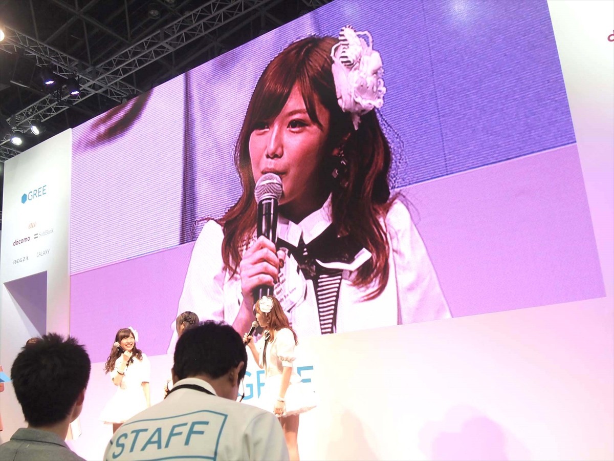＜TGS 2014＞AKB48横山、石田、宮崎が登場！スタッフと共に新曲ダンスを披露