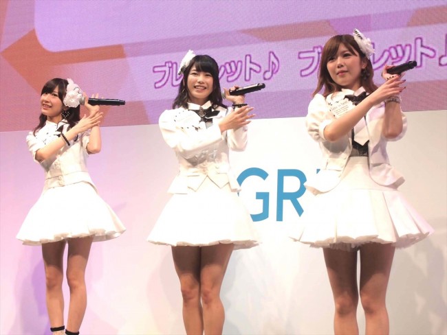 ＜TGS 2014＞『AKB48ステージファイター』イベントに出席した石田晴香、横山由依、宮崎美穂