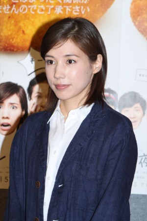 仲里依紗、『昨夜のカレー、明日のパン』試写会にて