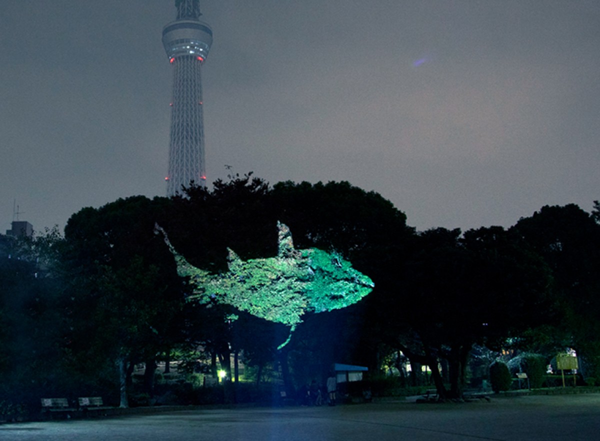 ビルの狭間に巨大気球出現！ 東京・神田で都市空間を舞台にしたアートイベント開催