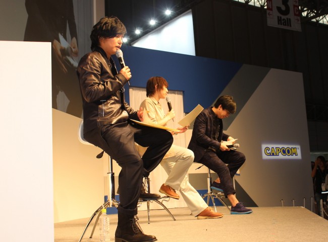 ゲームショウにて、「幕末Rock WEBラジオ『Rock or Heaven?』番外編」を行なった3人。（手前から森久保祥太郎、斎賀みつき、安元洋貴）