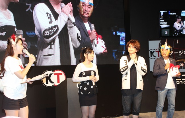 「討鬼伝 極 スペシャルステージ」に登壇した津田美波と緑川光