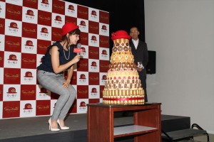 藤本美貴、「株式会社赤い帽子」社名変更および商品発表記者会見にて