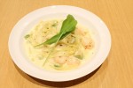 ヤクルト本社の管理栄養士が監修した「エビとアヴォカドのタリアテッレ」
