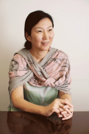 直木賞作家・三浦しをんさん、映画『WOOD JOB！ ～神去なあなあ日常～』を語る