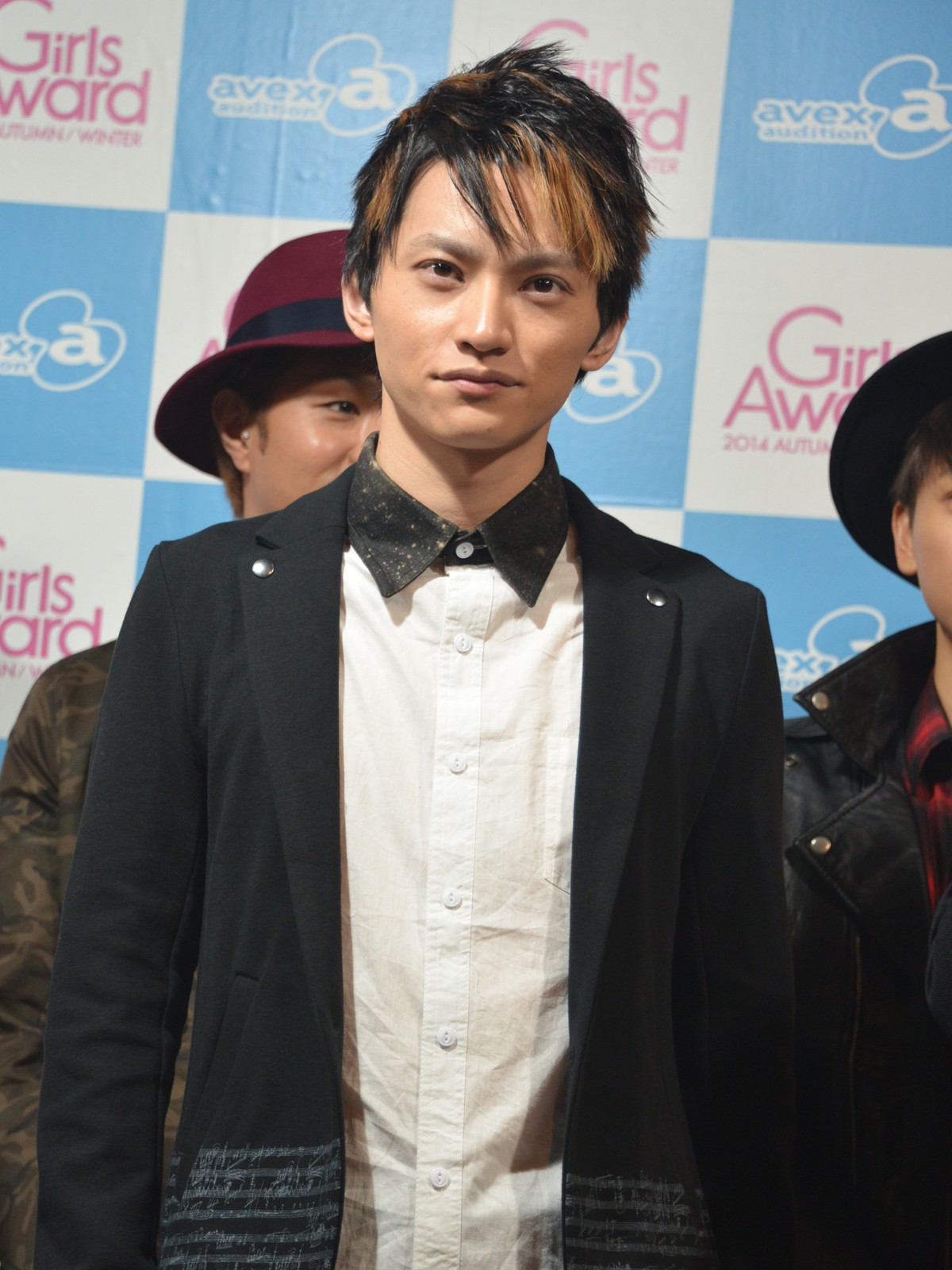 AAA西島隆弘「自分に武器を持った人がいい」、avex男性限定オーディション開催発表＜GirlsAward 2014秋冬＞