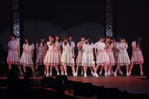 乃木坂46、『GirlsAward 2014 AUTUMN／WINTER』