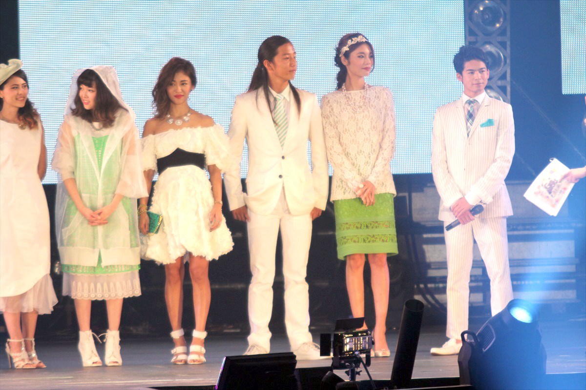 『テラスハウス』歴代メンバー20人が集結！「みんなに出会えたことは一生の宝物」＜GirlsAward 2014秋冬＞