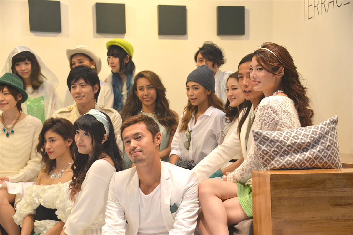 『テラスハウス』歴代メンバー20人が集結！「みんなに出会えたことは一生の宝物」＜GirlsAward 2014秋冬＞
