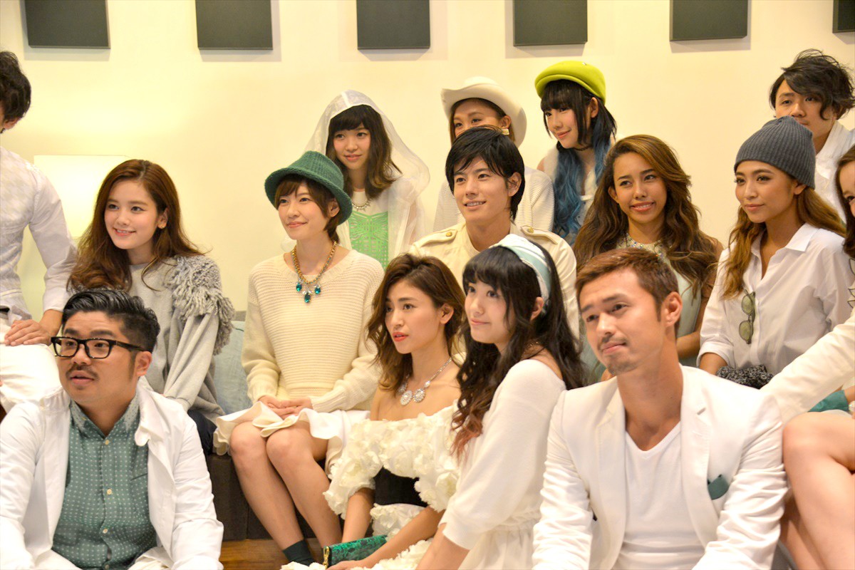 『テラスハウス』歴代メンバー20人が集結！「みんなに出会えたことは一生の宝物」＜GirlsAward 2014秋冬＞