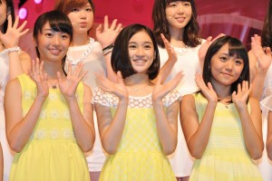 「スマイレージ」新メンバー、（左から）相川茉穂、佐々木莉佳子、室田瑞希