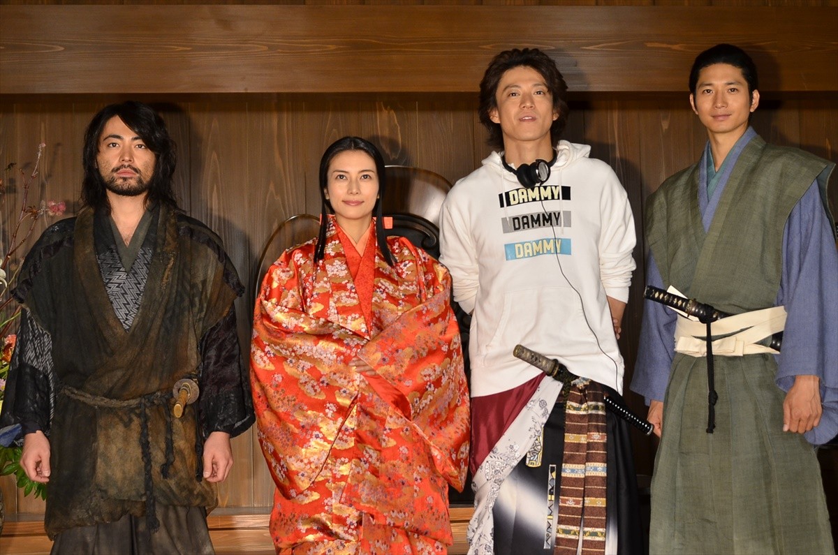 小栗旬、家ではおむつの取り替えも!?　生まれたばかりの第一子に「滅茶苦茶可愛い」