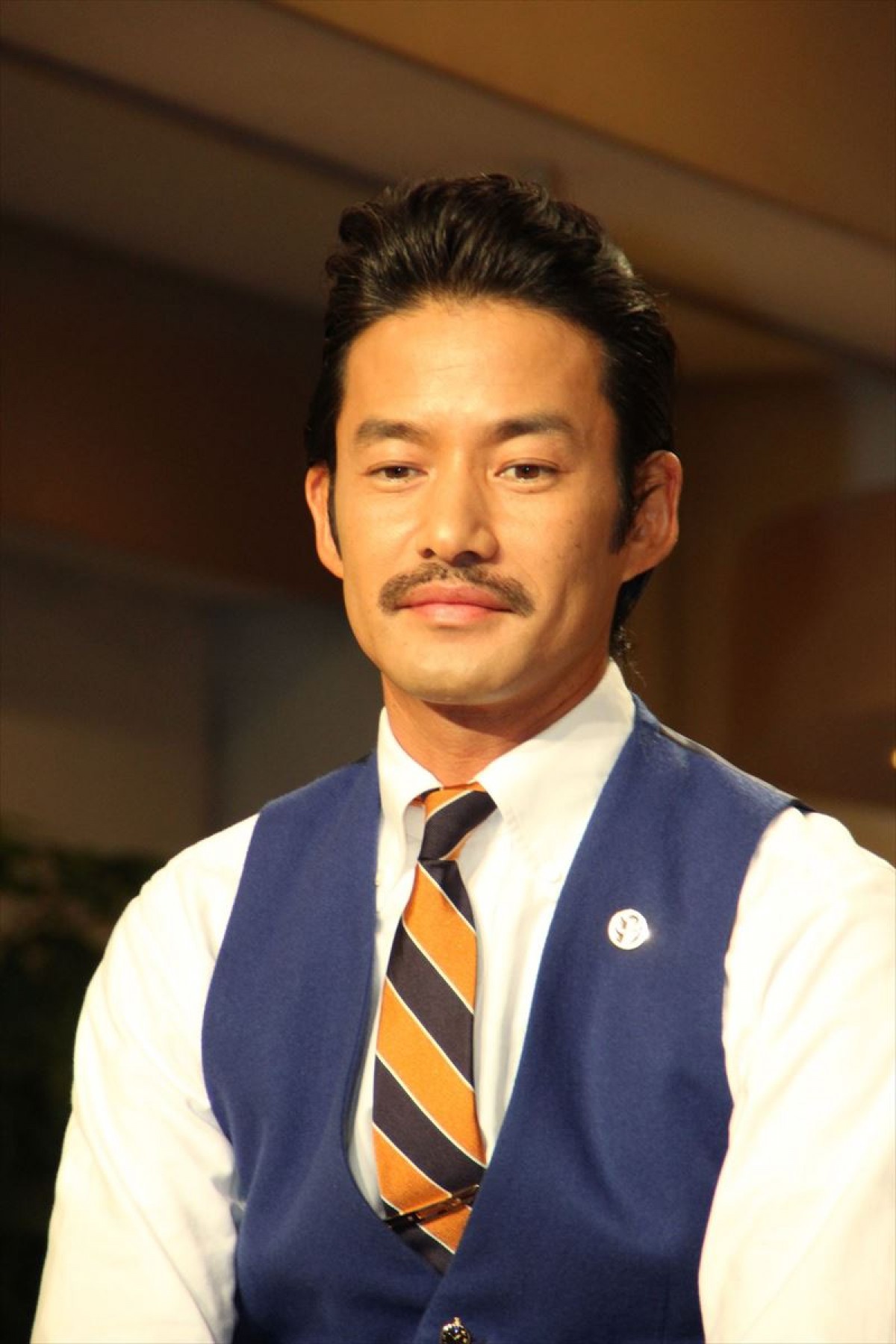 竹野内豊、女子会参加で「会話についていけない」　男性だらけの現場を希望