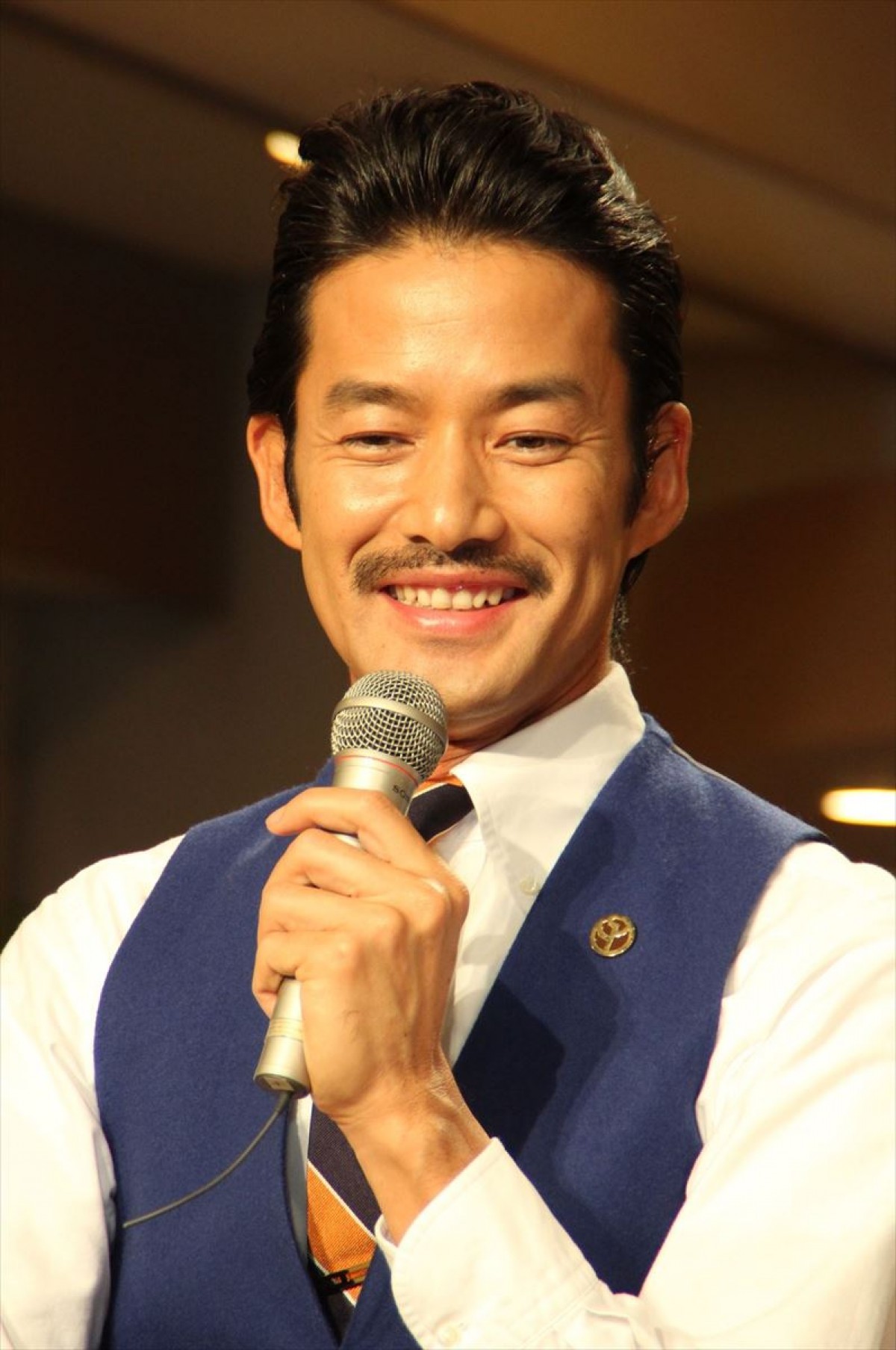 竹野内豊、女子会参加で「会話についていけない」　男性だらけの現場を希望