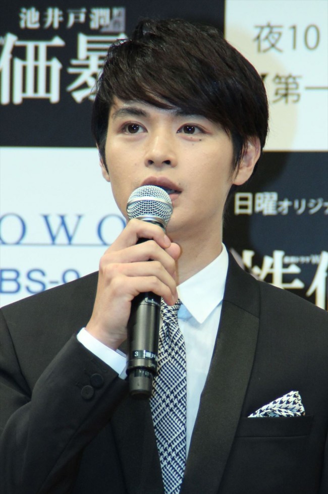 『株価暴落』完成披露試写会に登壇した瀬戸康史