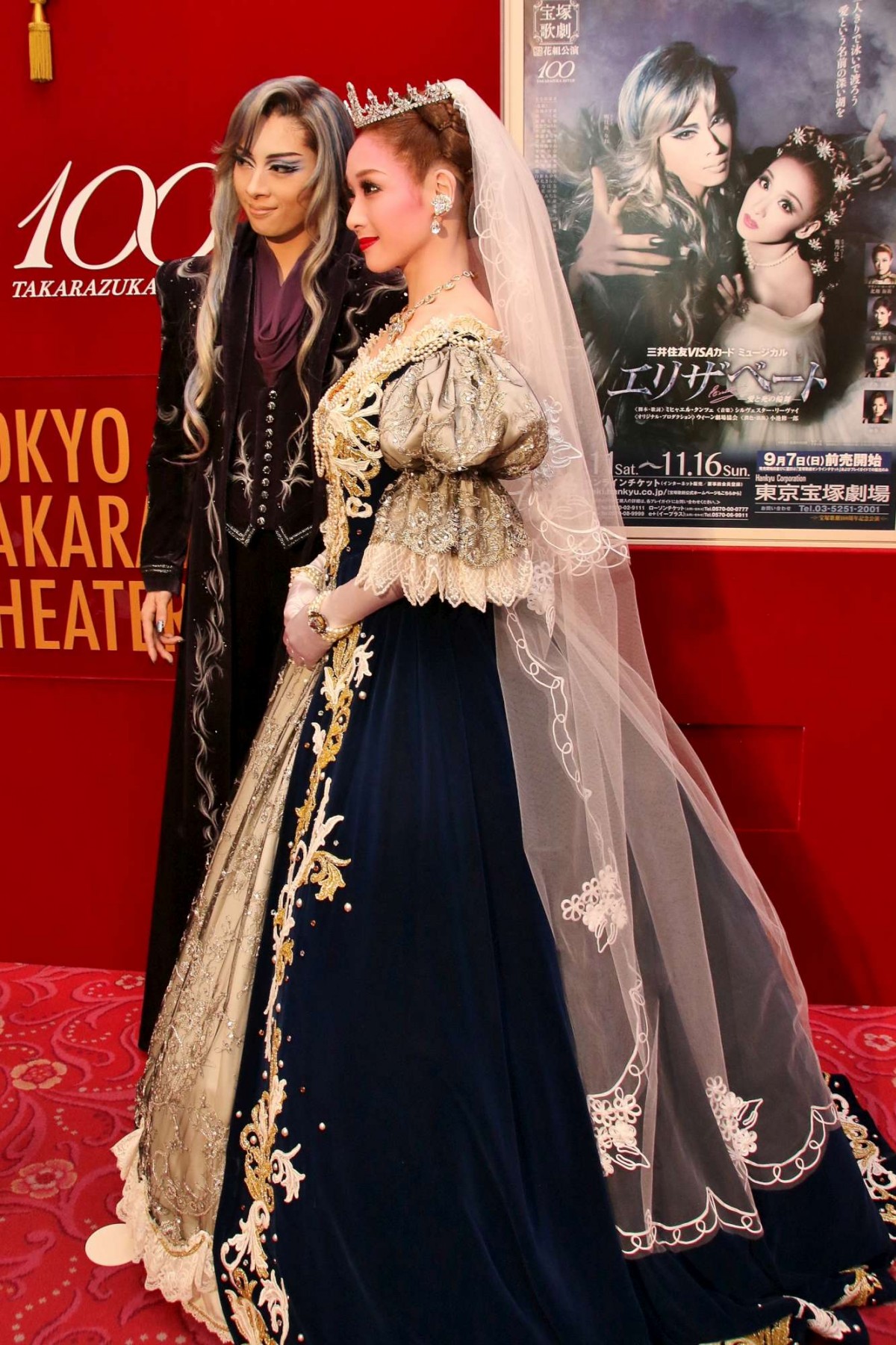 宝塚花組新トップスター明日海りお、黄泉の帝王トートを妖しく魅せる