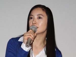 仲間由紀恵『SAKURA～事件を聞く女～』特別披露試写会＆舞台挨拶