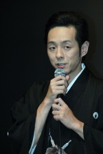 『六本木歌舞伎』製作発表会見に登場した宮藤官九郎