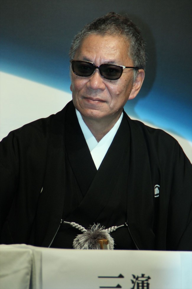 『六本木歌舞伎』制作発表会見に登場した三池崇史