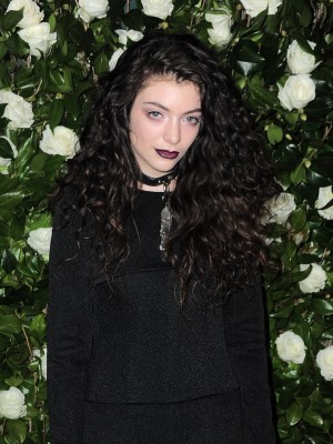 TIME誌「最も影響力のあるティーン25人」：ロード（17歳／シンガーソングライター）