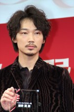 綾野剛、「第36回読者が選ぶ・講談社広告賞」にて