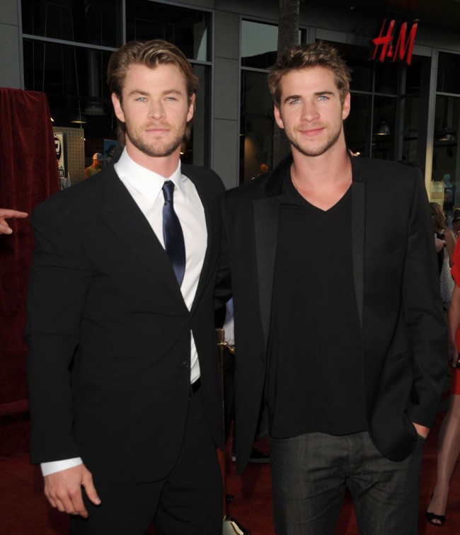 クリス・ヘムズワース（兄）＆リアム・ヘムズワース（弟）　Chris Hemsworth＆Liam Hemsworth