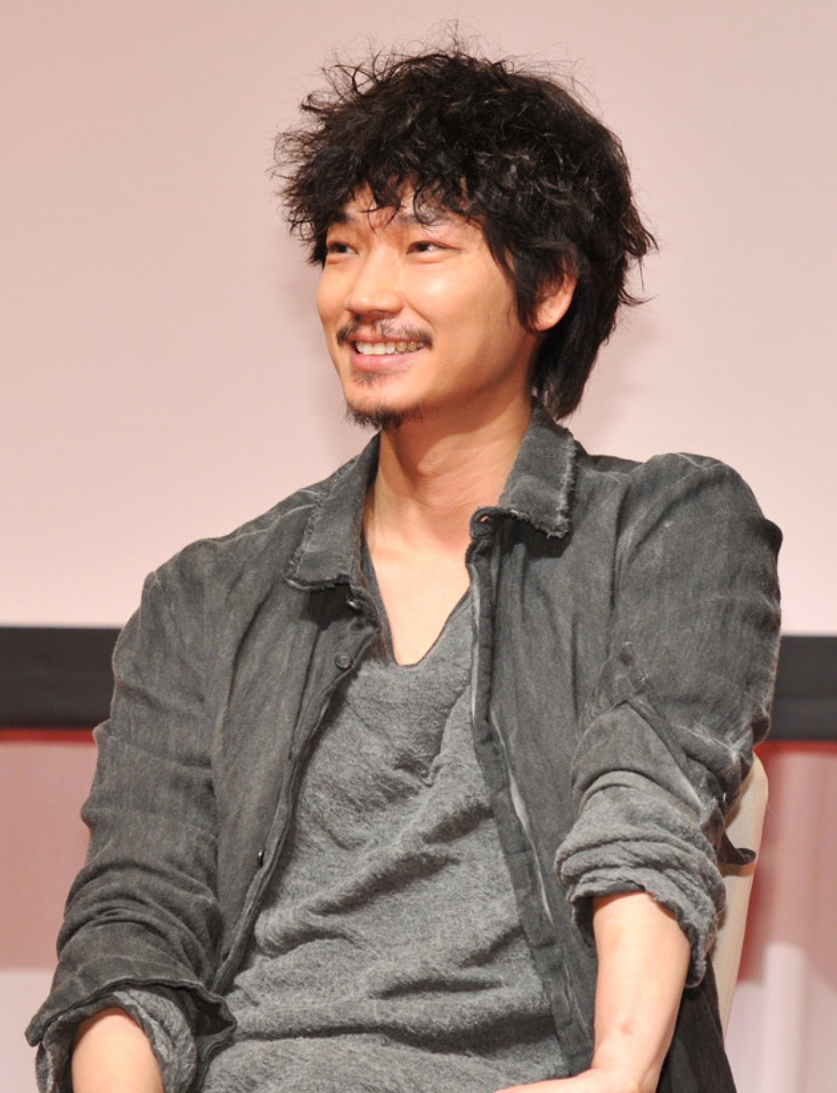 綾野剛、『すべてがFになる』制作発表&完成披露試写会にて