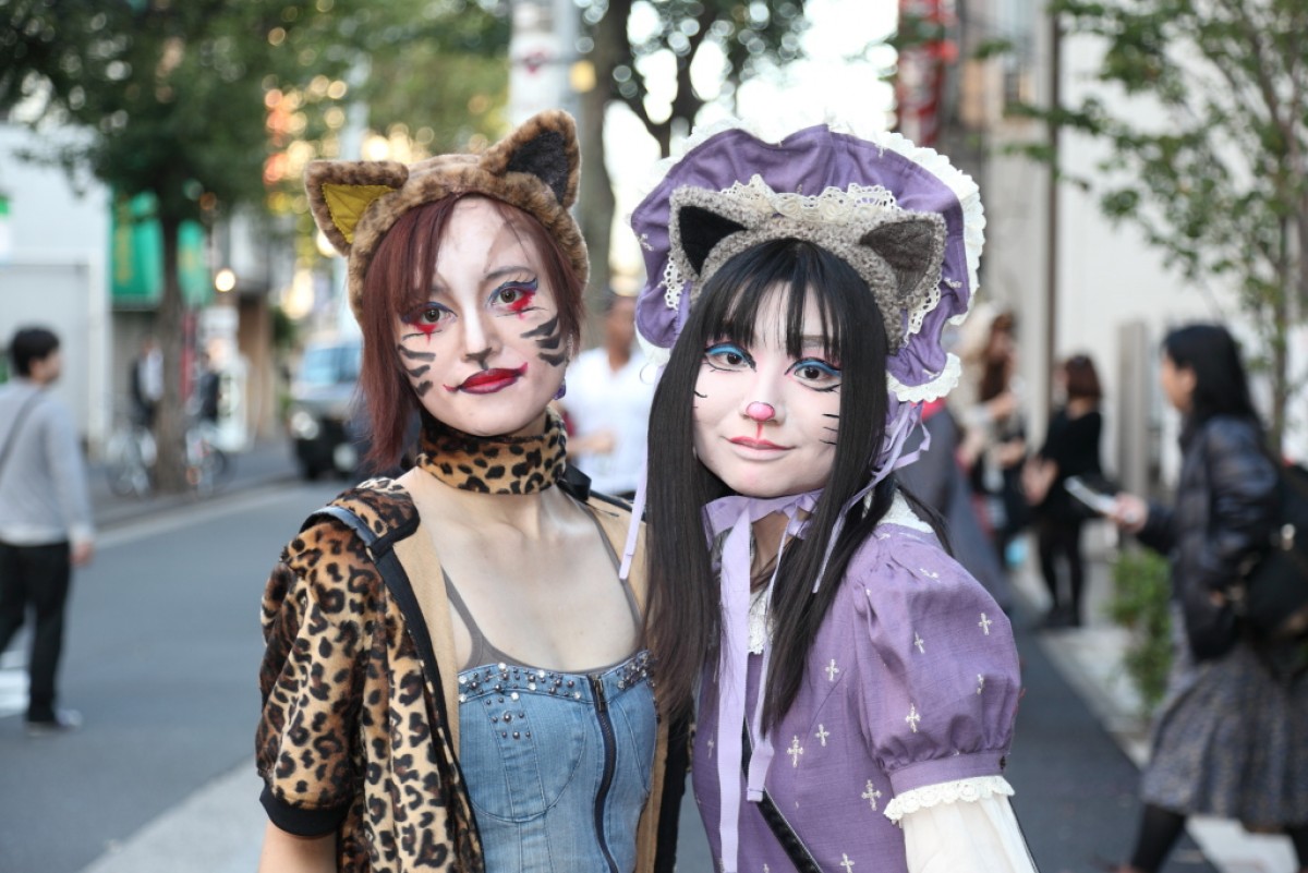 “猫版”ハロウィンパレードが神楽坂で開催！　猫の仮装なら誰でも参加OK