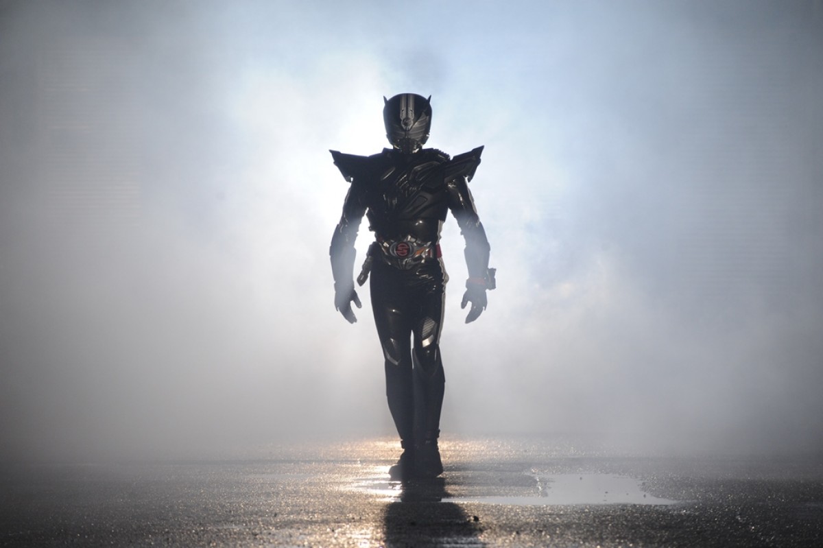 『仮面ライダードライブ』にピース綾部が出演！　怪盗“仮面ライダールパン”として登場