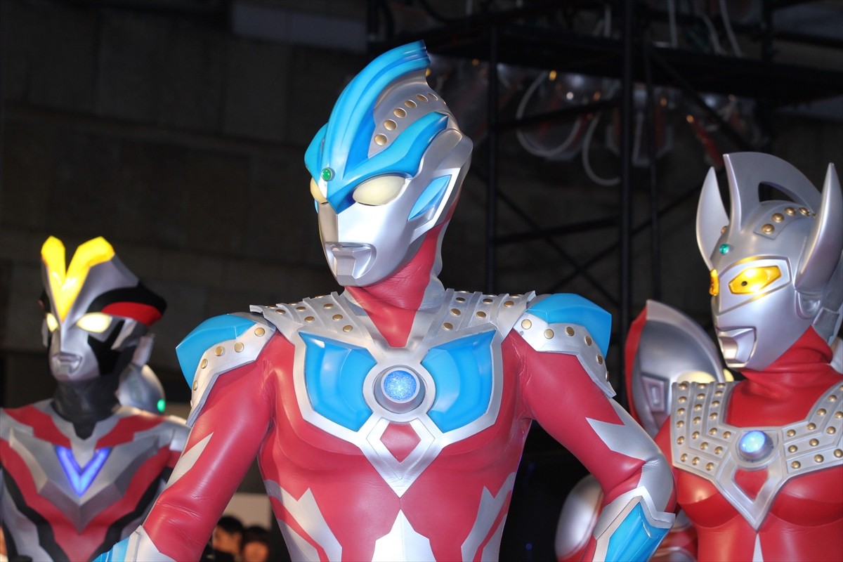 ウルトラマン