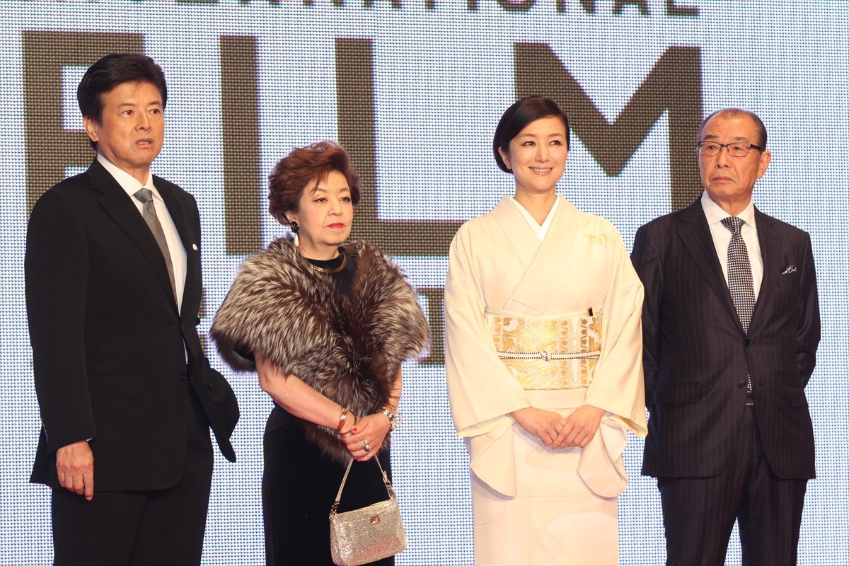 ＜フォト特集＞「第27回東京国際映画祭」オープニング＆レッドカーペット