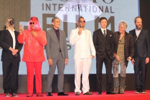 『壊れた心』（ステージイベント）