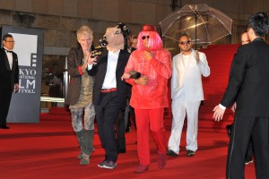 『壊れた心』（レッドカーペット）